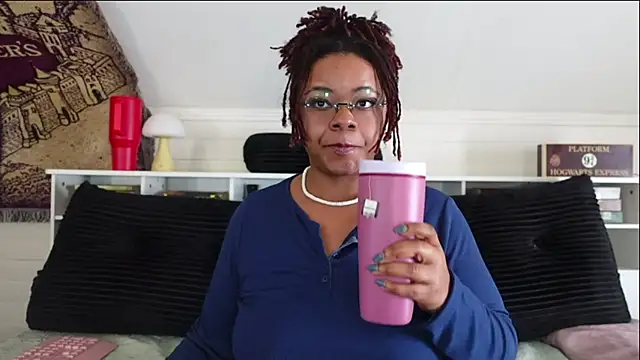 -khayaparker online show from February 28, 5:03 pm