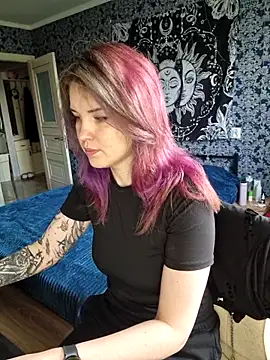 LazyTanukii online show from June 17, 6:38 am