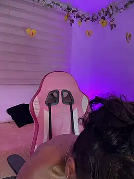 Snapshot of Vane_Rossee chatting on June 7, 12:37 am Vane Rossee online show from June 7, 12:37 am