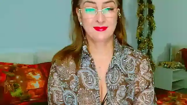 Tyana40 online show from December 20, 2:18 am