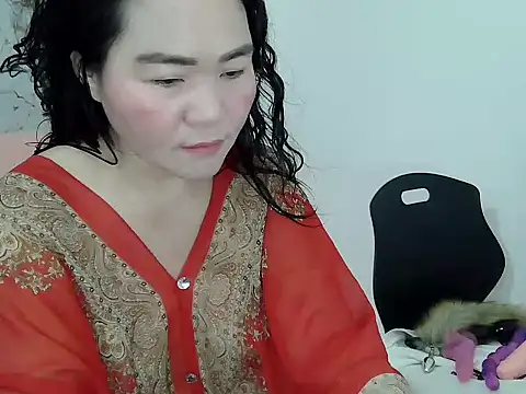 Snapshot of SweetAsianAss chatting on October 26, 9:21 pm SweetAsianAss online show from October 26, 9:21 pm