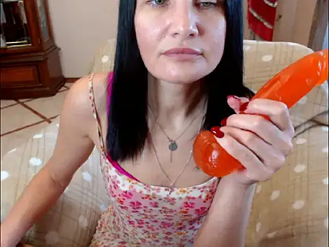 Snapshot of Karina8571 chatting on February 9, 2:29 pm Karina8571 online show from February 9, 2:29 pm