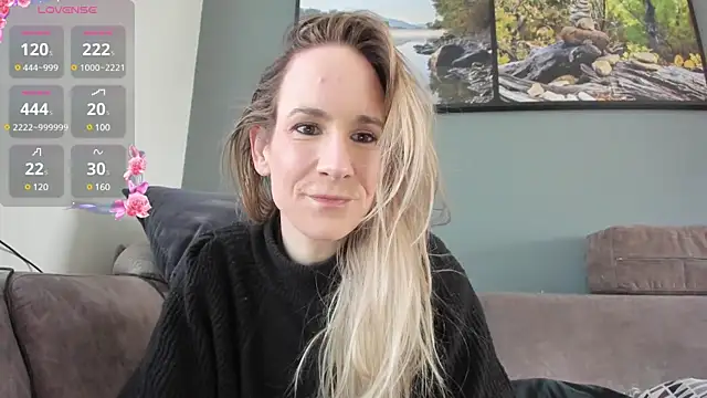 NaomiAndFriends online show from February 17, 10:18 am