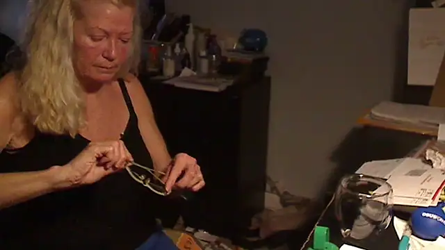 Snapshot of XTRAHORNYONE chatting on March 15, 1:19 am XTRAHORNYONE online show from March 15, 1:19 am