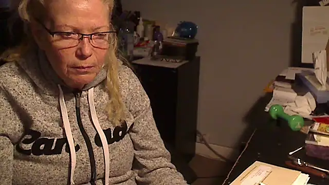 Snapshot of XTRAHORNYONE chatting on March 23, 12:15 am XTRAHORNYONE online show from March 23, 12:15 am