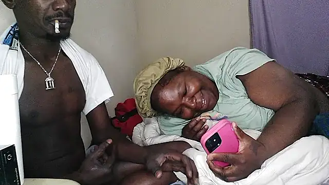 Snapshot of RinsingWood84 chatting on February 13, 11:28 am RinsingWood84 online show from February 13, 11:28 am