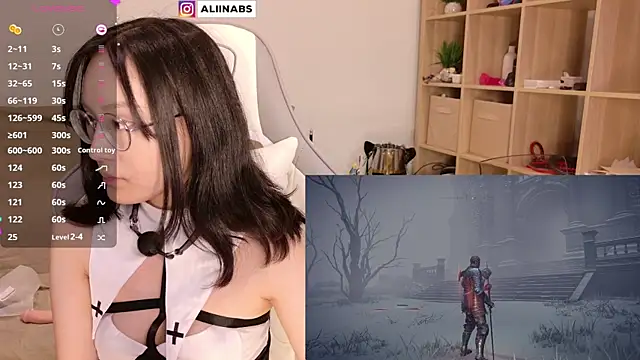 Snapshot of aliiiiiina chatting on January 12, 9:08 pm aliiiiiina online show from January 12, 9:08 pm