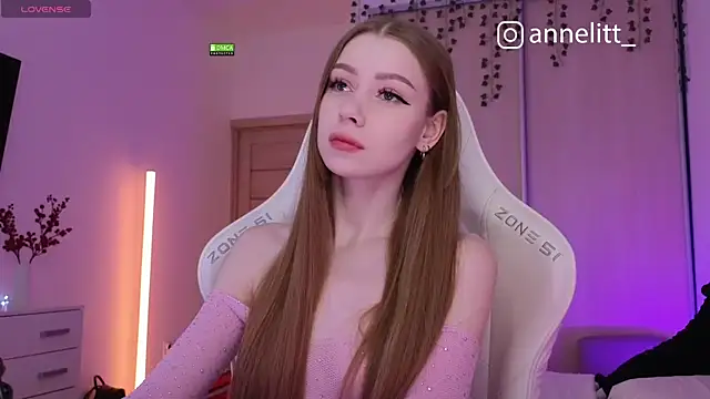 Annelitt online show from December 16, 8:14 pm