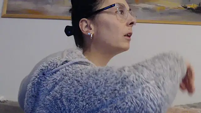 cleophee online show from February 14, 7:27 am