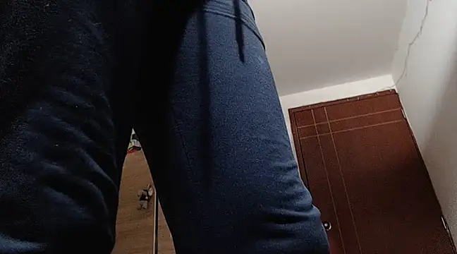 Snapshot of MARIANAWEED chatting on February 12, 1:09 am MARIANAWEED online show from February 12, 1:09 am