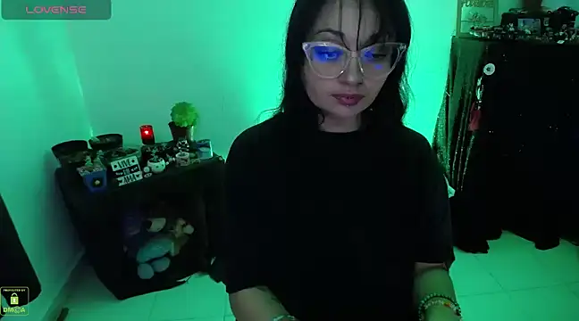 Alexa-Sweet69 online show from December 18, 4:09 am