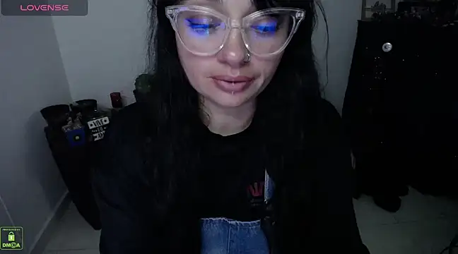 Alexa-Sweet69 online show from December 19, 11:46 pm