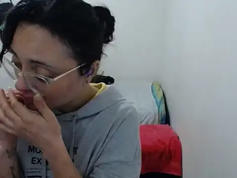 Alexa-Sweet69 online show from November 14, 1:48 am