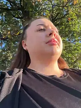 Snapshot of Sara_Slow chatting on September 27, 2:22 pm Sara Slow online show from September 27, 2:22 pm