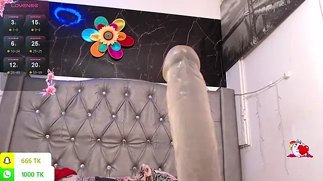 LAILAGUMMY online show from February 24, 2:37 pm