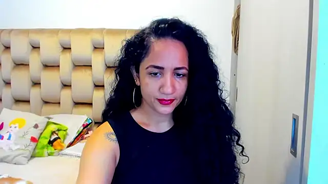 alaskmiller1 online show from May 25, 6:25 pm