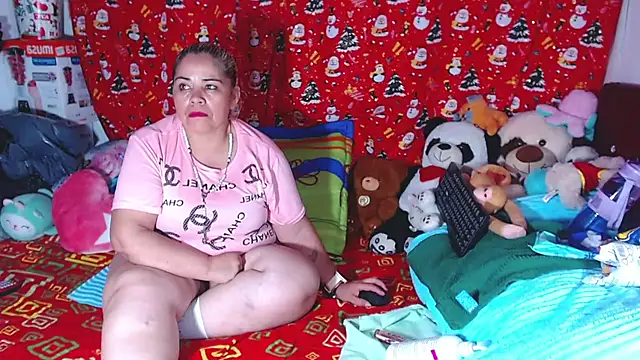 Snapshot of estrellita_fugaz16x chatting on May 14, 3:46 am estrellita fugaz16x online show from May 14, 3:46 am