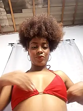 Snapshot of thaimy_ chatting on November 13, 12:31 am thaimy online show from November 13, 12:31 am