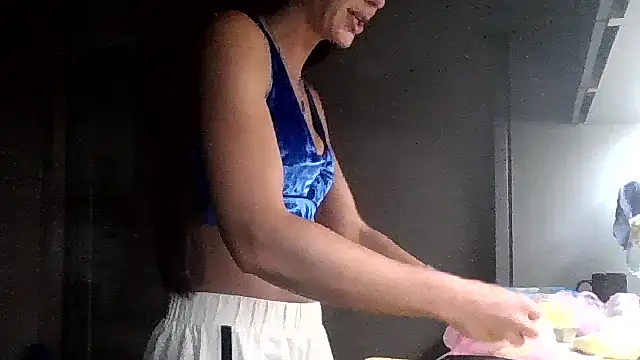 JulianaGold1 online show from September 14, 7:46 pm