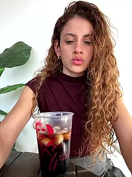 alana15 online show from January 14, 9:20 pm