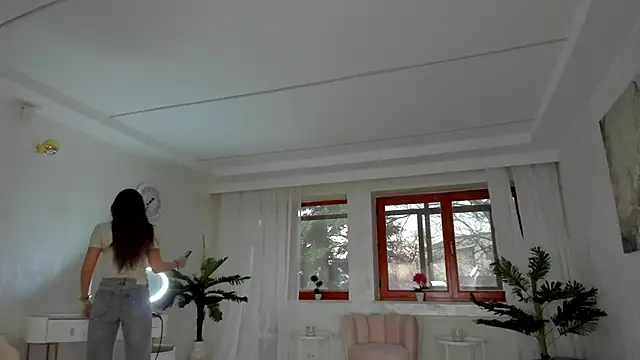 Snapshot of TiffanyHouston_ chatting on December 14, 5:40 am TiffanyHouston online show from December 14, 5:40 am