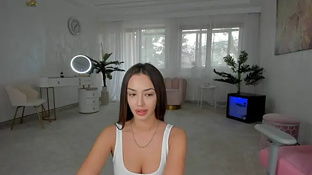Snapshot of TiffanyHouston_ chatting on December 22, 7:44 am TiffanyHouston online show from December 22, 7:44 am
