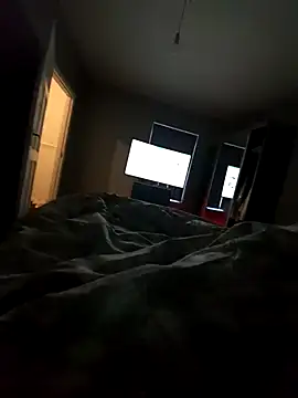 elenaUK online show from January 1, 3:35 pm