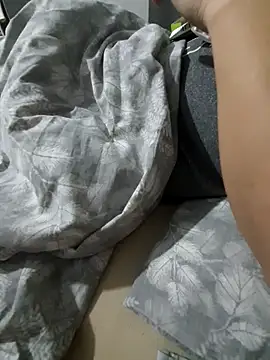 elenaUK online show from November 14, 7:45 pm