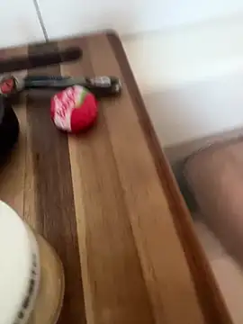 Snapshot of CravingControl chatting on March 14, 12:43 am CravingControl online show from March 14, 12:43 am