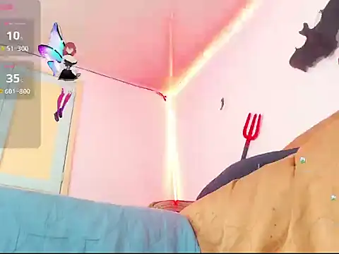 Snapshot of Sunshinee- chatting on October 6, 2:09 am Sunshinee- online show from October 6, 2:09 am