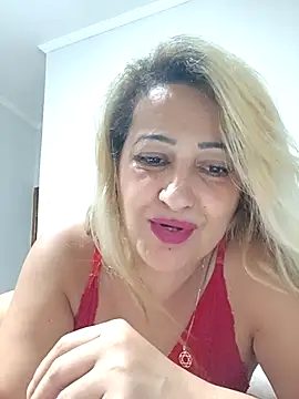 Snapshot of vivifernades chatting on February 28, 4:10 pm vivifernades online show from February 28, 4:10 pm