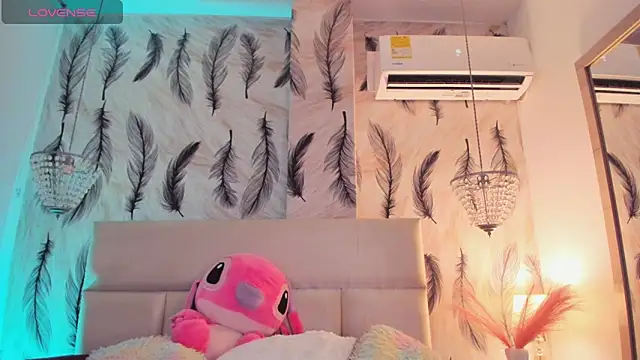 Vivi prinncess online show from February 18, 10:50 pm