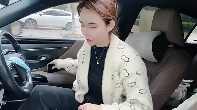 orla2021 online show from April 11, 11:20 pm