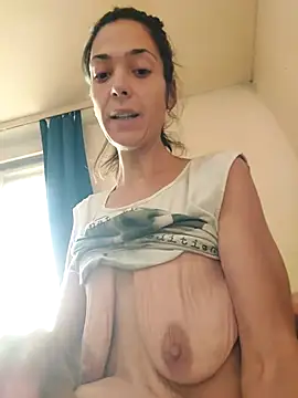 JoLeNe27 online show from September 21, 4:58 am