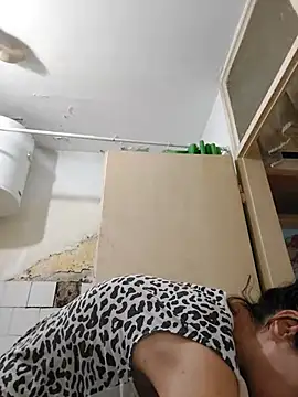 JoLeNe27 online show from October 29, 5:53 am