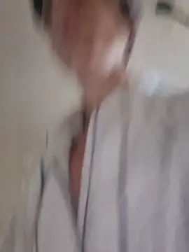 JoLeNe27 online show from July 2, 3:23 am