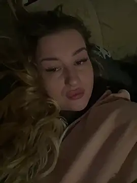 Snapshot of Mandy_Belcher chatting on November 14, 3:22 pm Mandy Belcher online show from November 14, 3:22 pm