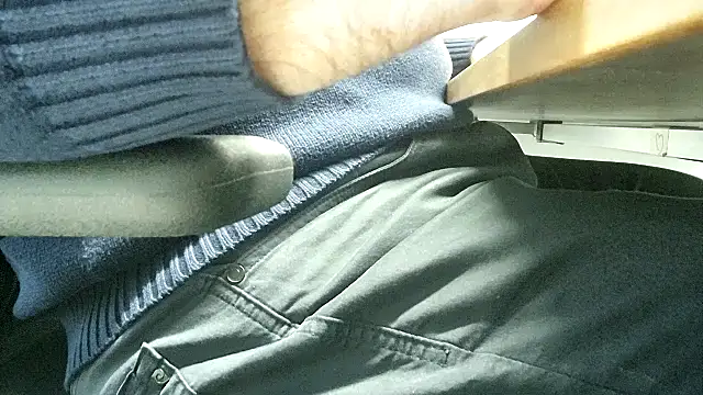 69bezfleku online show from February 11, 7:13 am