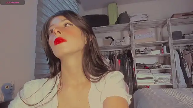 Snapshot of VYONED chatting on November 7, 11:38 pm VYONED online show from November 7, 11:38 pm