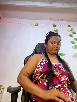 shayna all online show from May 26, 8:05 pm