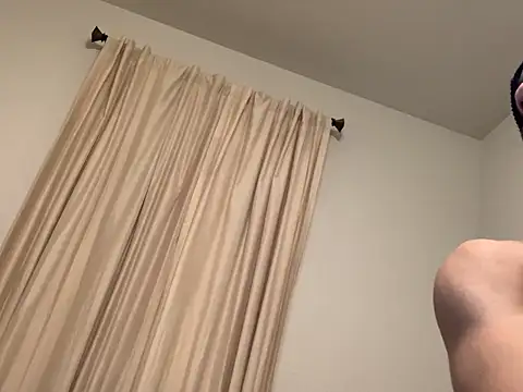 Youreherewithme online show from January 8, 1:00 am