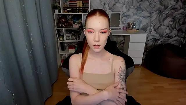 litl Mia online show from September 27, 4:34 pm