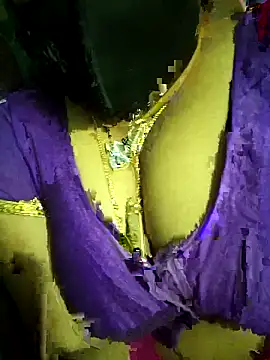 Snapshot of teddy-143 chatting on November 23, 5:35 pm teddy-143 online show from November 23, 5:35 pm