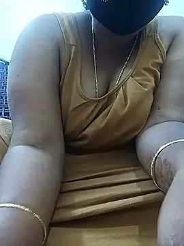 Snapshot of teddy-143 chatting on January 13, 5:51 pm teddy-143 online show from January 13, 5:51 pm