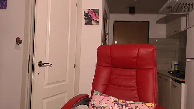 Snapshot of simyhvn chatting on February 14, 5:37 am simyhvn online show from February 14, 5:37 am