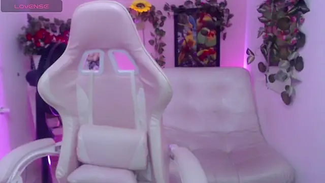 stepmother 105 online show from December 16, 6:46 pm