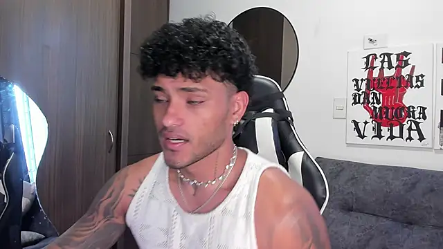 Alessandro Vanni online show from December 16, 12:32 pm