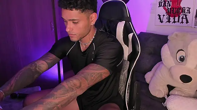 Alessandro Vanni online show from July 12, 10:56 pm