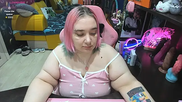 Softie Sofy online show from February 12, 3:01 am