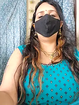 Snapshot of cute-tanvi chatting on February 4, 8:13 am cute-tanvi online show from February 4, 8:13 am